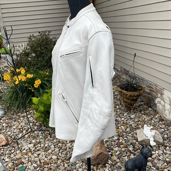 Women’s size extra large leather riding jacket with removable quilted shell - Picture 2 of 15